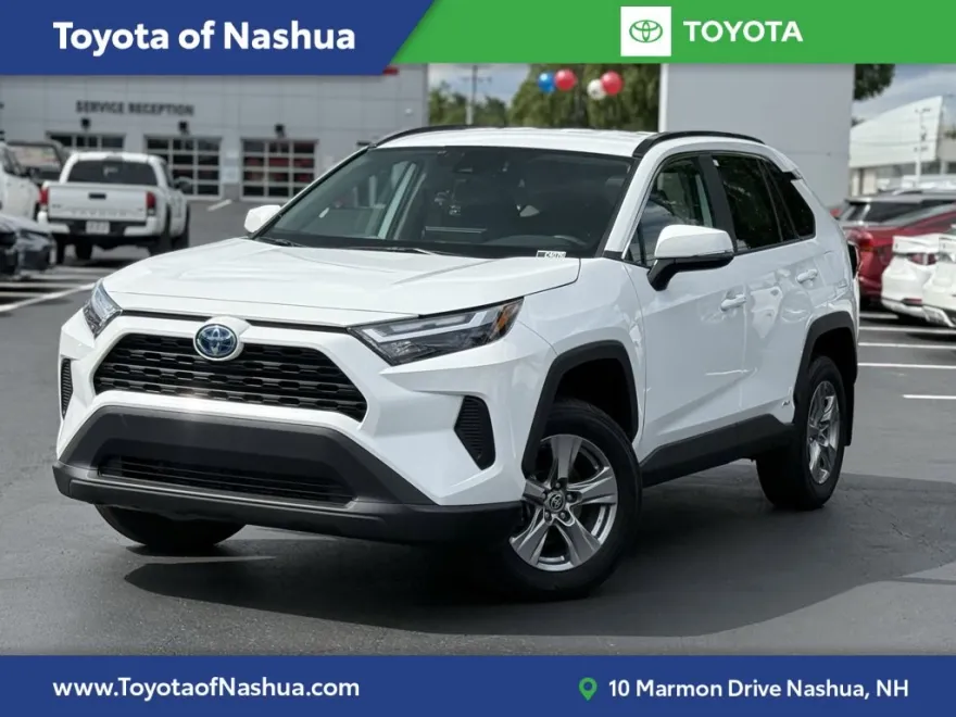 2024 Toyota RAV4 Hybrid XLE photo 1