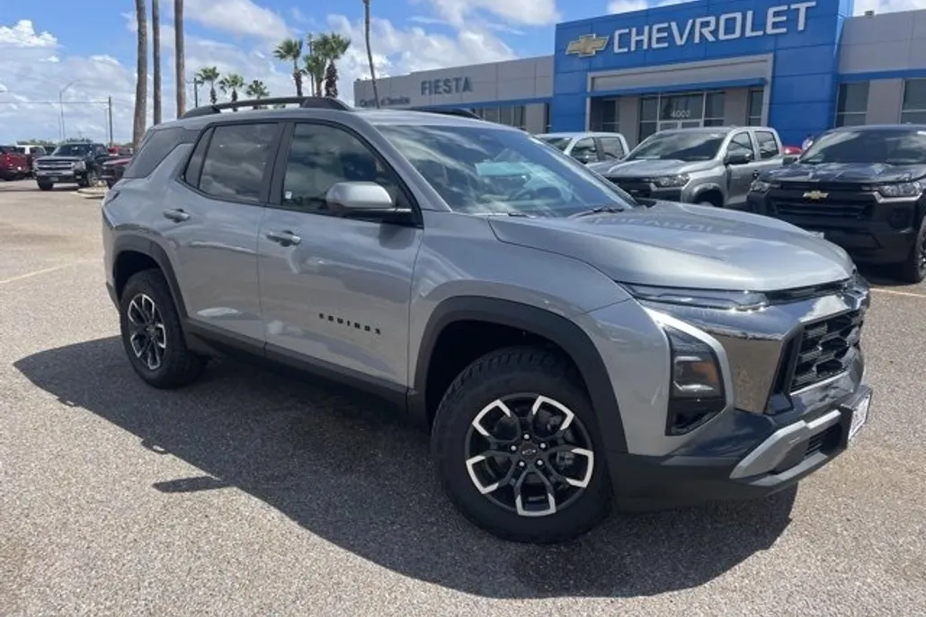 2026 Chevrolet Equinox ACTIV photo 1