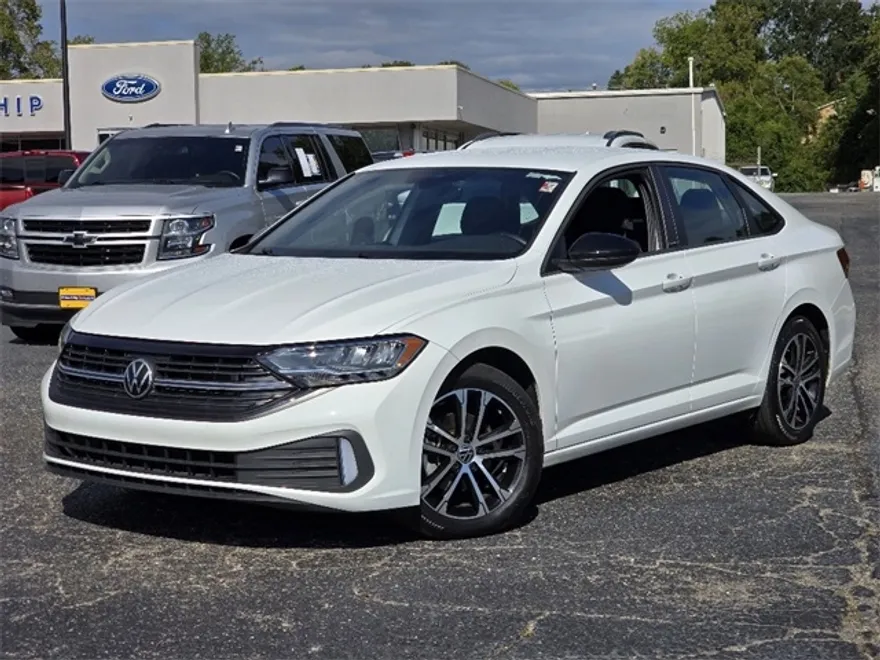 2023 Volkswagen Jetta 1.5T Sport photo 1