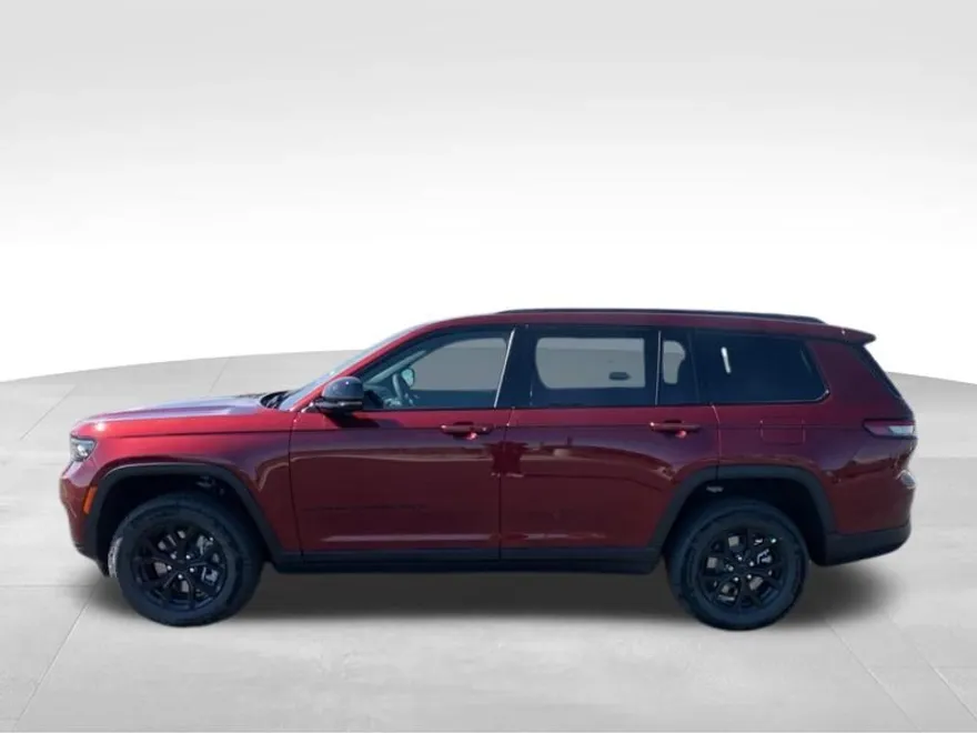 2025 Jeep Grand Cherokee Altitude photo 1