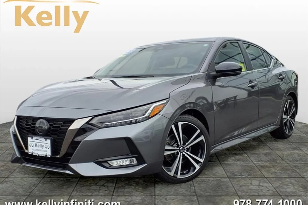 2022 Nissan Sentra SR photo 1