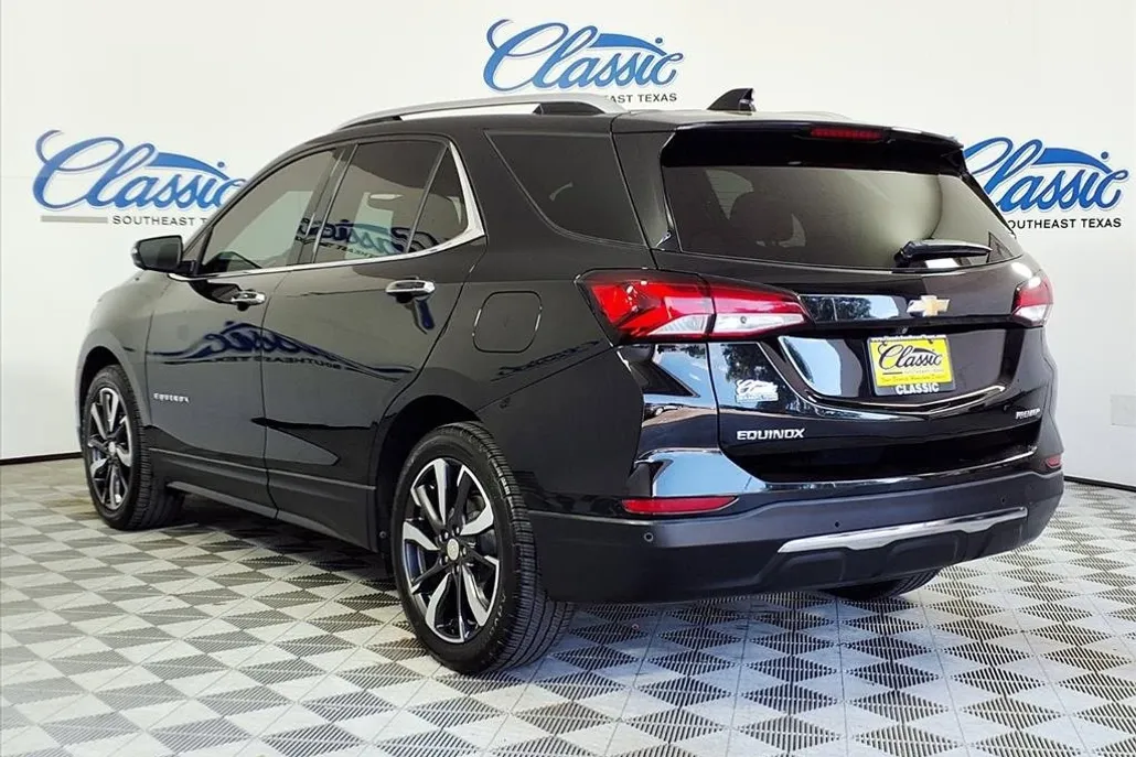 2022 Chevrolet Equinox Premier photo 1