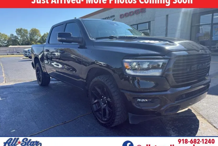 2023 Ram 1500 Laramie photo 1