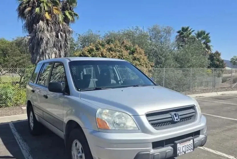 2005 Honda Pilot LX Sport photo 1