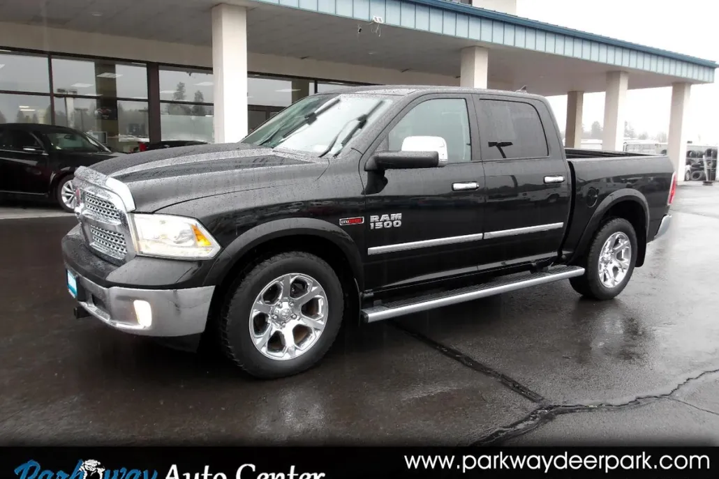 2015 Ram 1500 Laramie photo 1