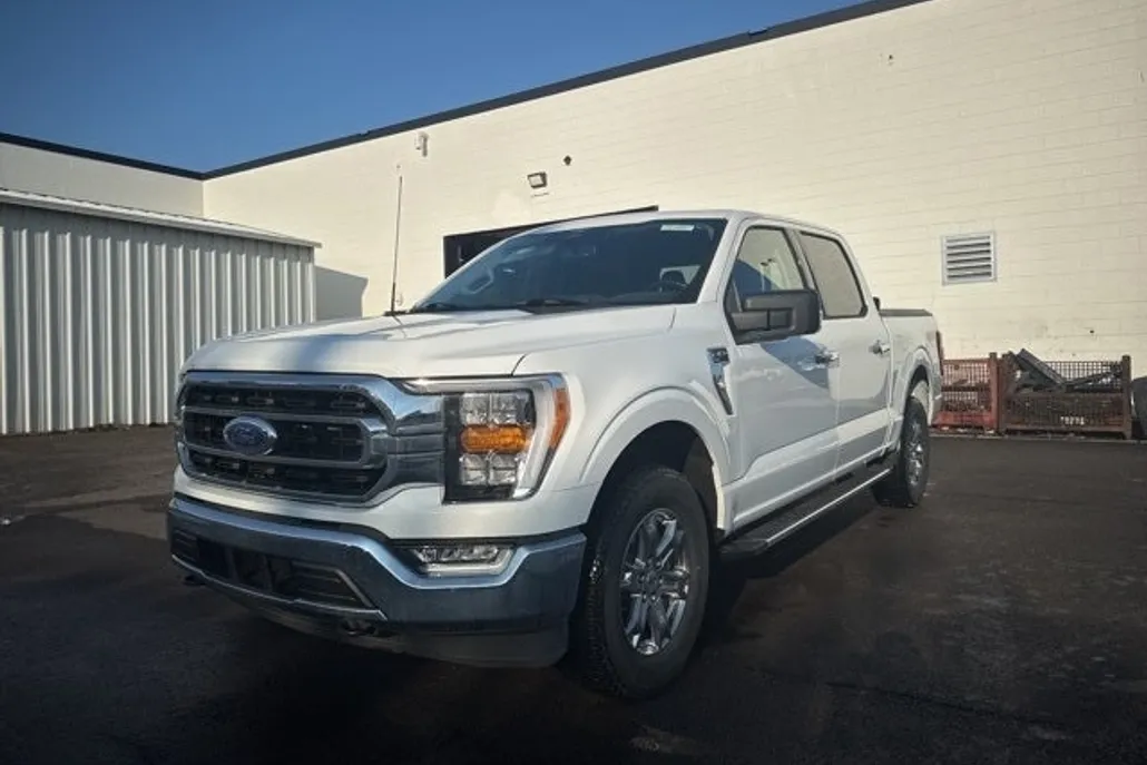 2022 Ford F-150 XLT photo 1