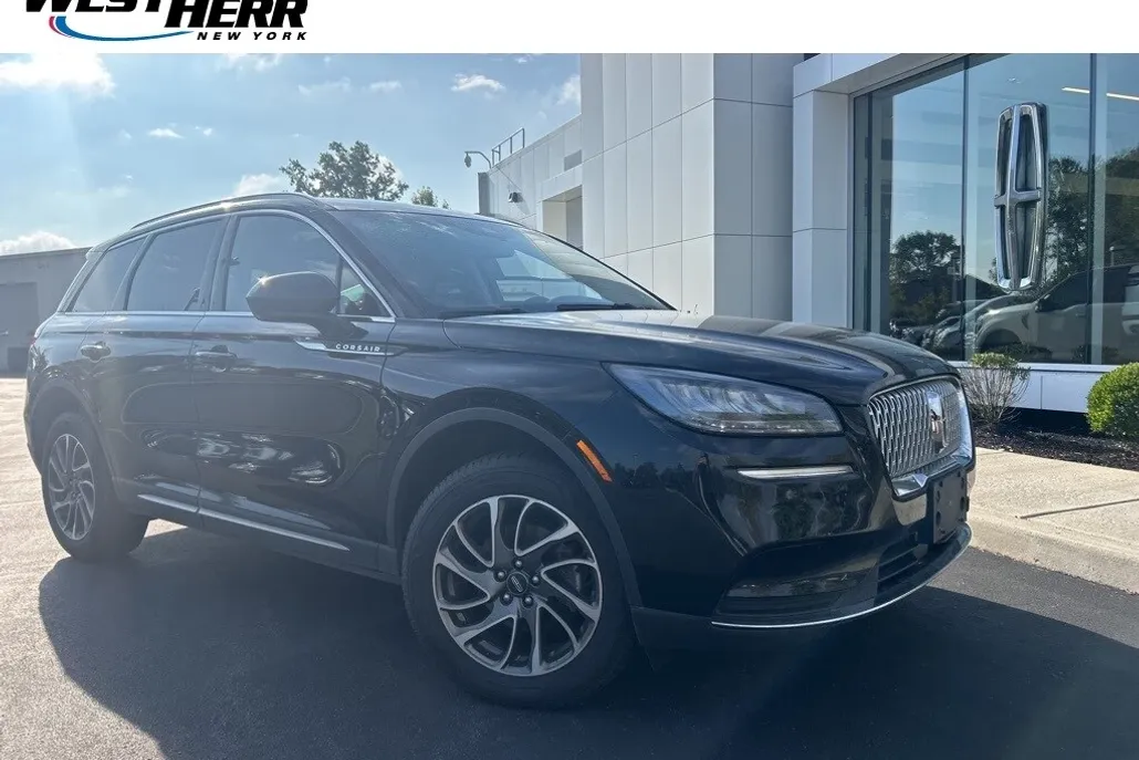 2022 Lincoln Corsair Standard photo 1