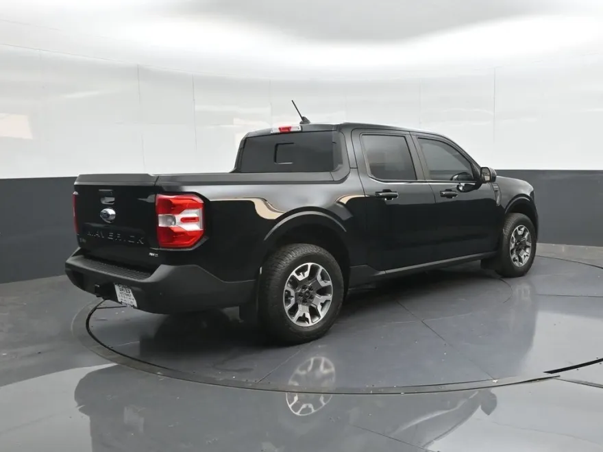 2024 Ford Maverick Lariat photo 1