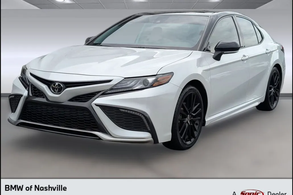 2023 Toyota Camry XSE photo 1