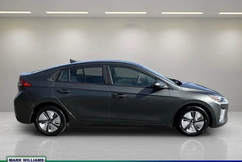 2022 Hyundai Ioniq Blue photo 1