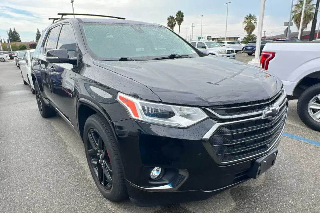 2020 Chevrolet Traverse Premier photo 1