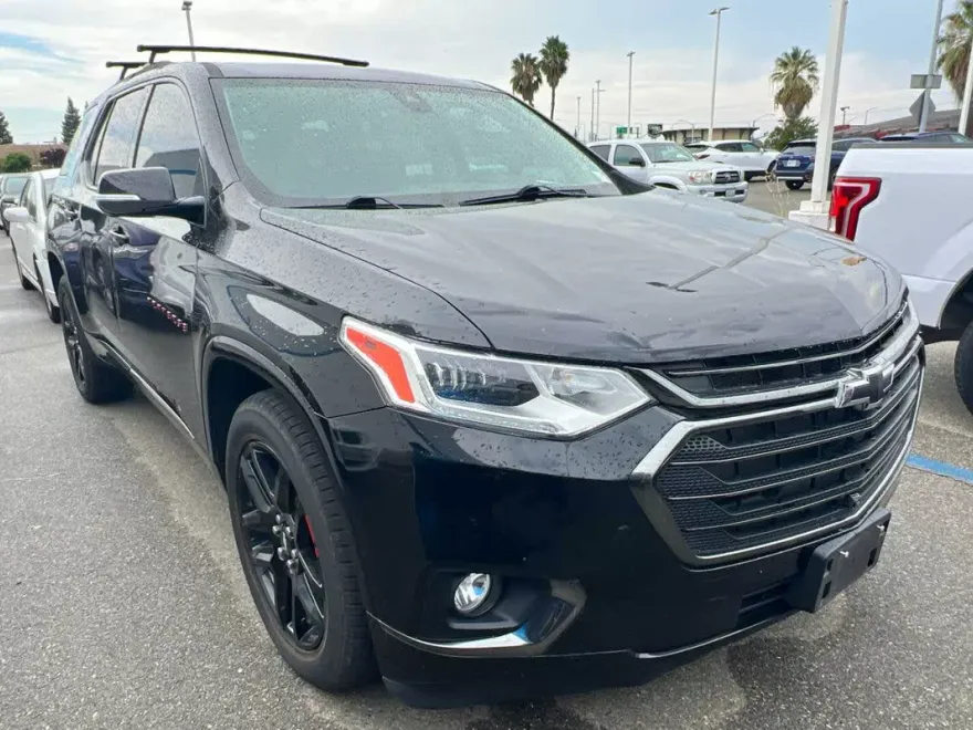 2020 Chevrolet Traverse Premier photo 1