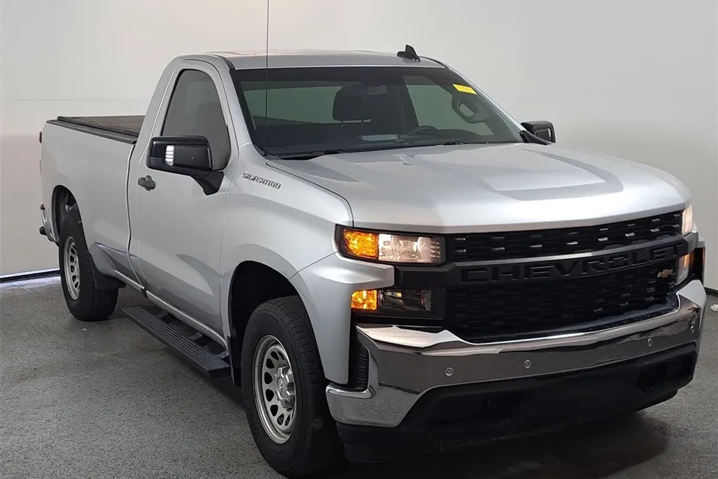 2020 Chevrolet Silverado 1500 photo 1