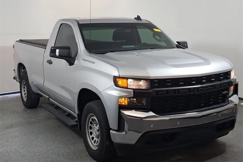 2020 Chevrolet Silverado 1500 photo 1