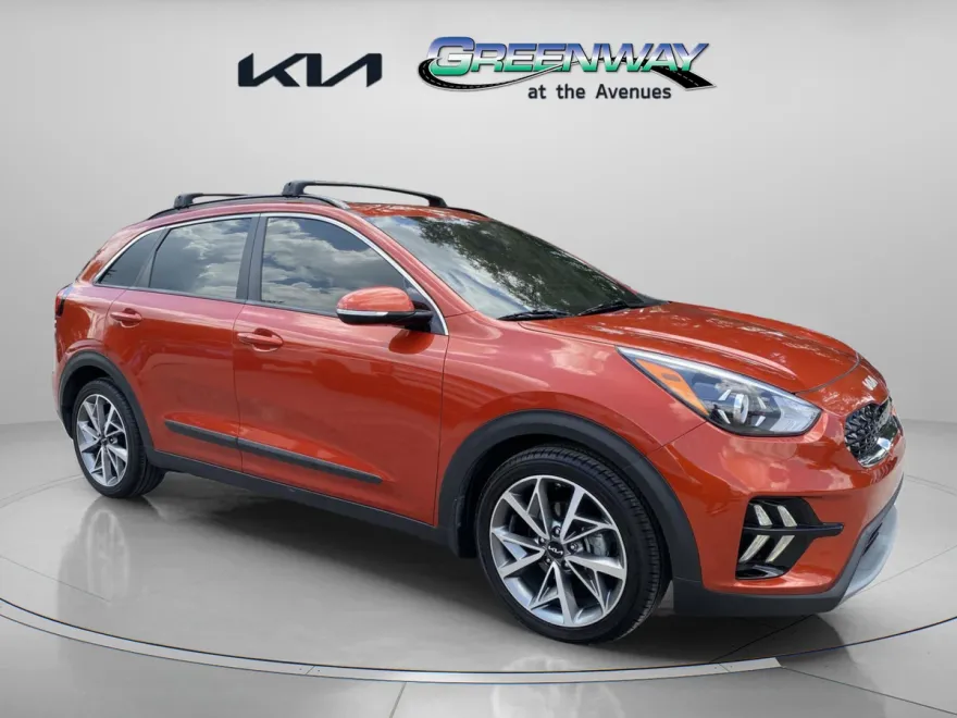 2022 Kia Niro Touring Special Edition photo 1