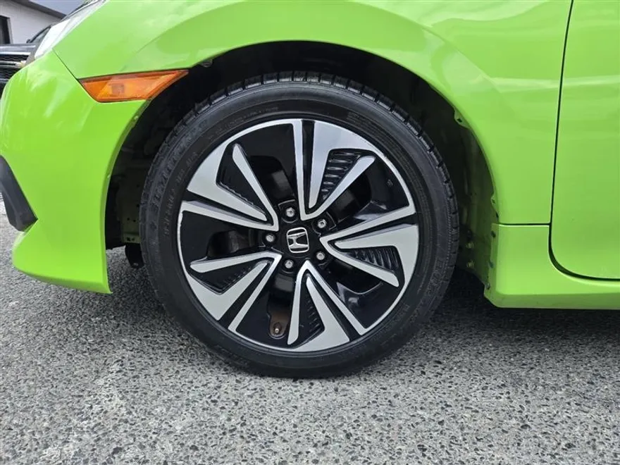 2017 Honda Civic EX-L photo 11