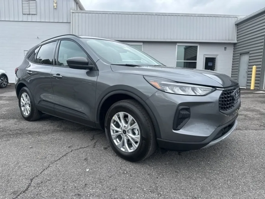 2025 Ford Escape Active photo 1