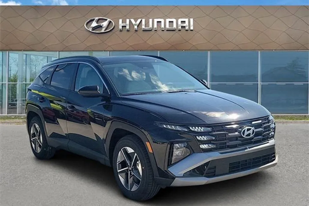 2025 Hyundai Tucson SEL photo 1