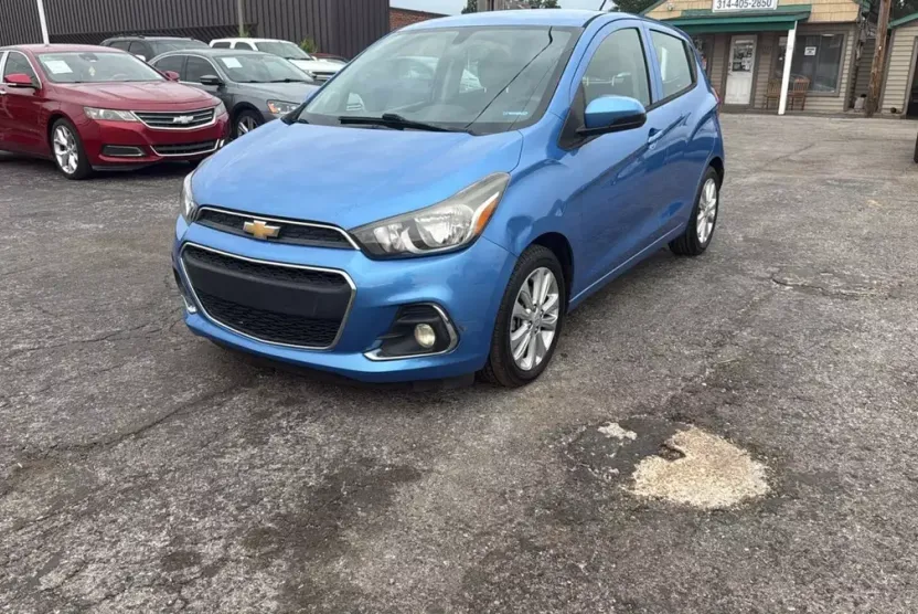 2017 Chevrolet Spark 1LT LT photo 1
