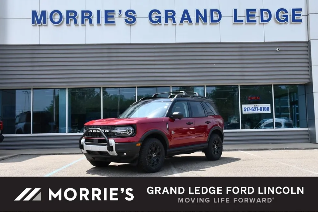 2025 Ford Bronco Sport Outer Banks photo 1