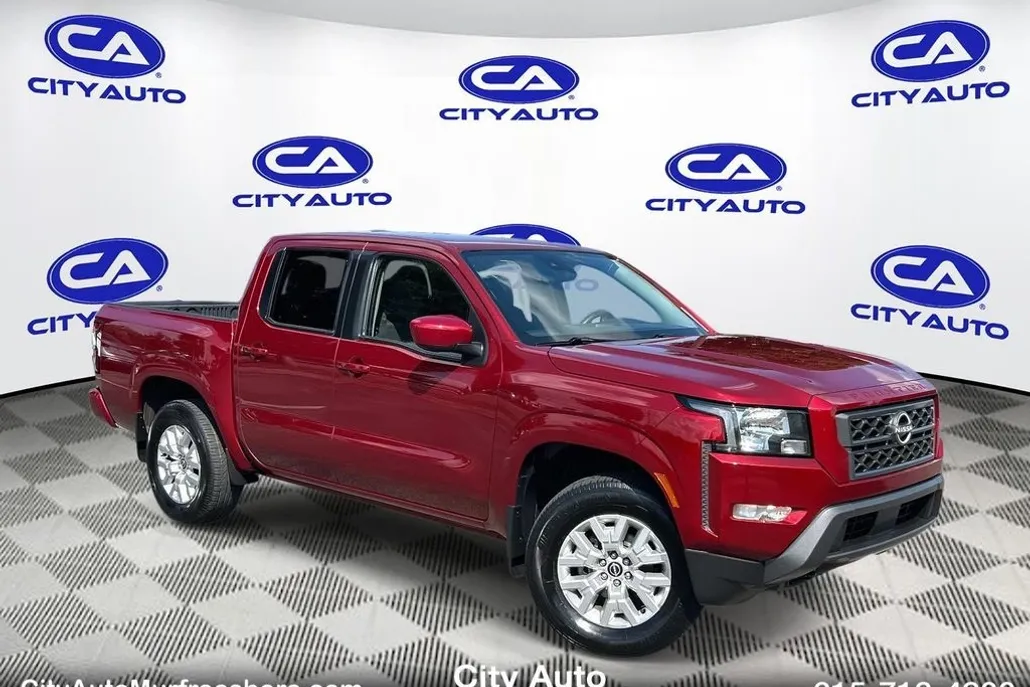 2022 Nissan Frontier SV Crew Cab photo 1