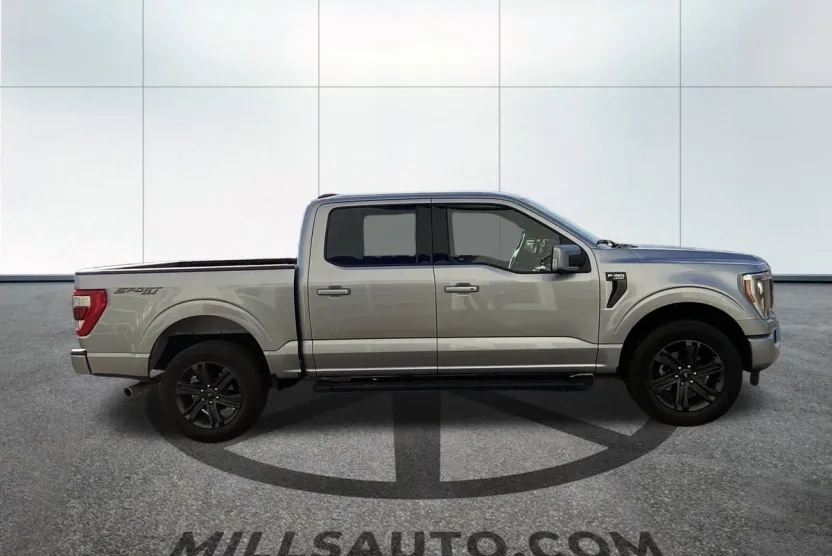 2023 Ford F-150 Lariat photo 1