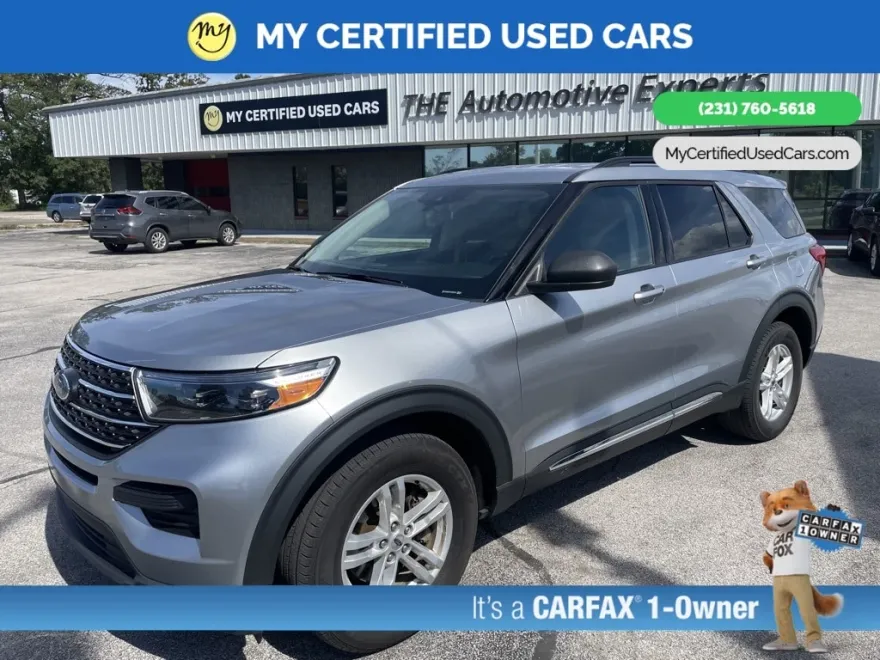 2022 Ford Explorer XLT photo 1