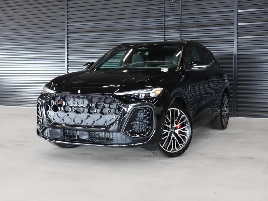 2025 Audi SQ5 Premium Plus photo 1