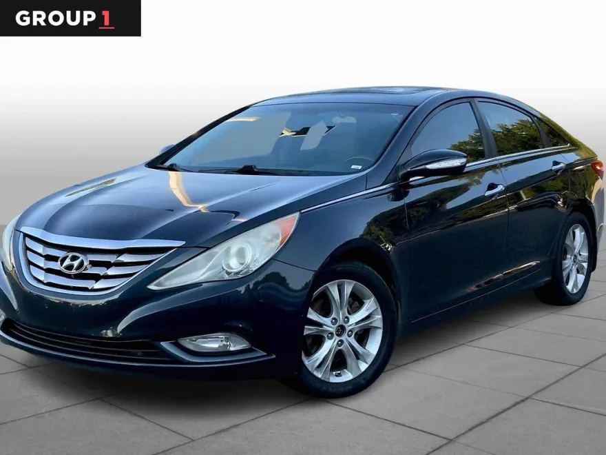 2011 Hyundai Sonata photo 1