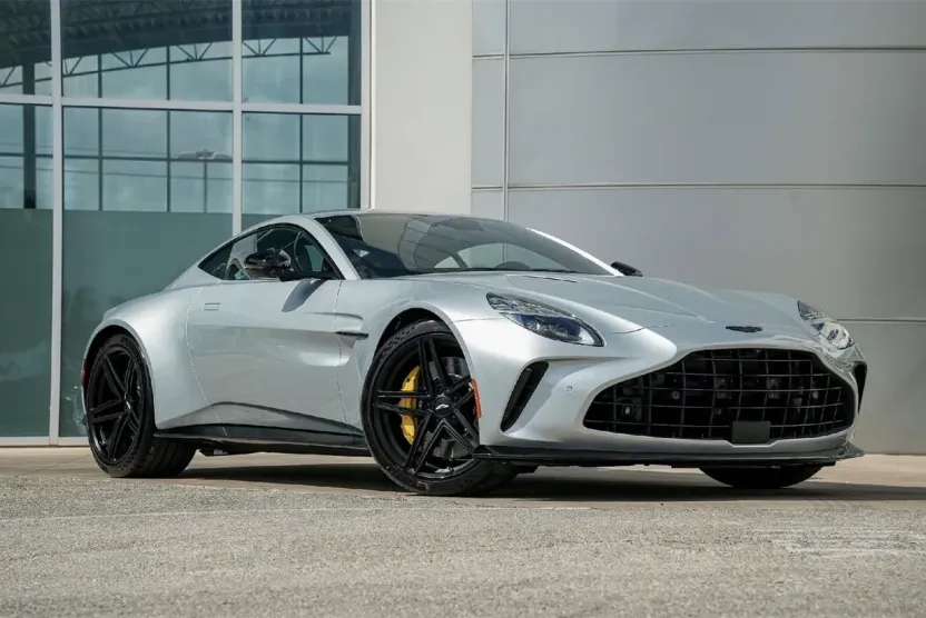 2026 Aston Martin Vantage AM6 photo 1