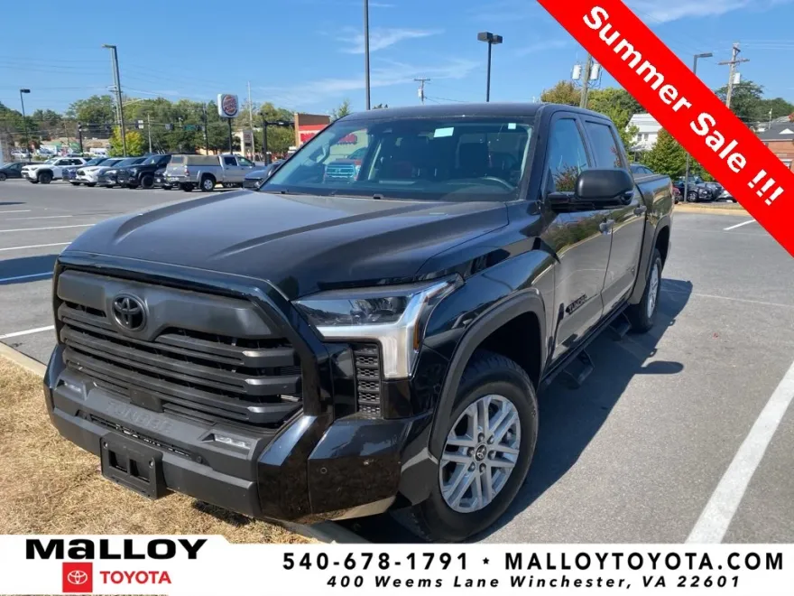 2022 Toyota Tundra SR5 photo 1