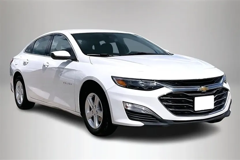 2022 Chevrolet Malibu LS photo 1