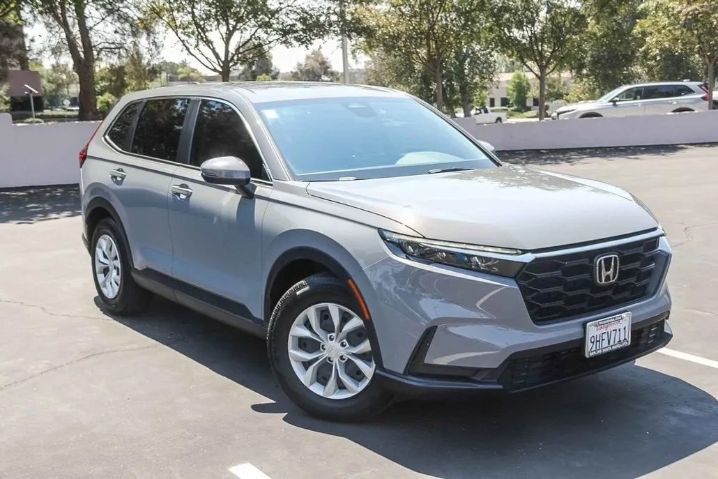 2023 Honda CR-V LX photo 1
