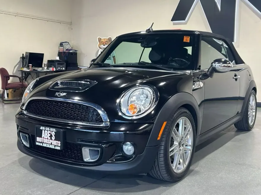 2012 Mini Cooper S Convertible photo 1
