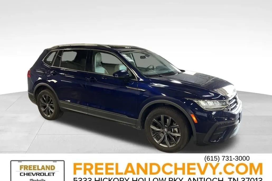 2022 Volkswagen Tiguan SE photo 1