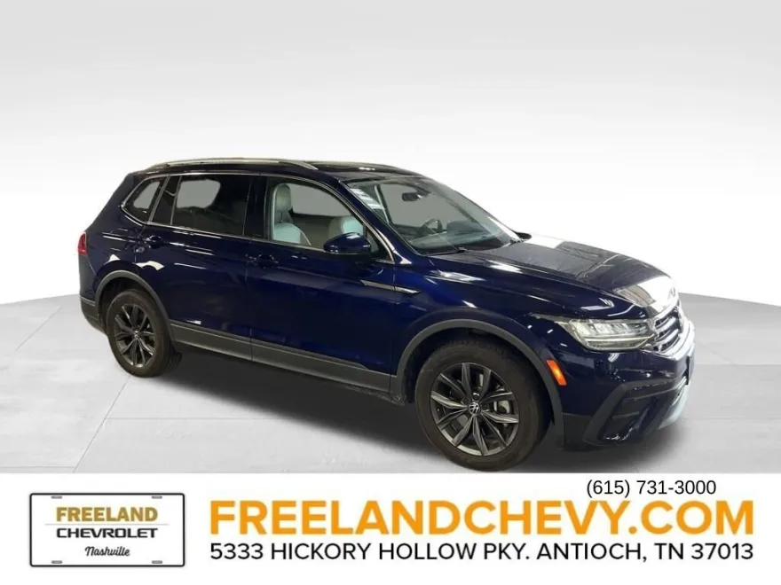 2022 Volkswagen Tiguan SE photo 1