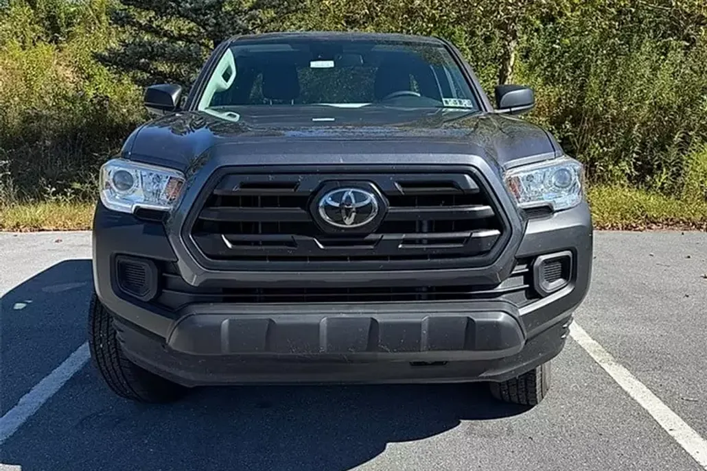 2019 Toyota Tacoma SR photo 1