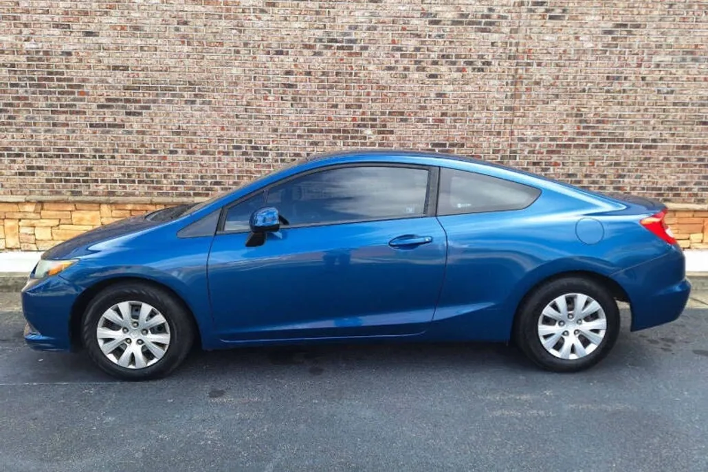 2012 Honda Civic LX photo 1
