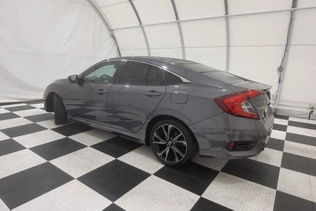 2020 Honda Civic Sport photo 1