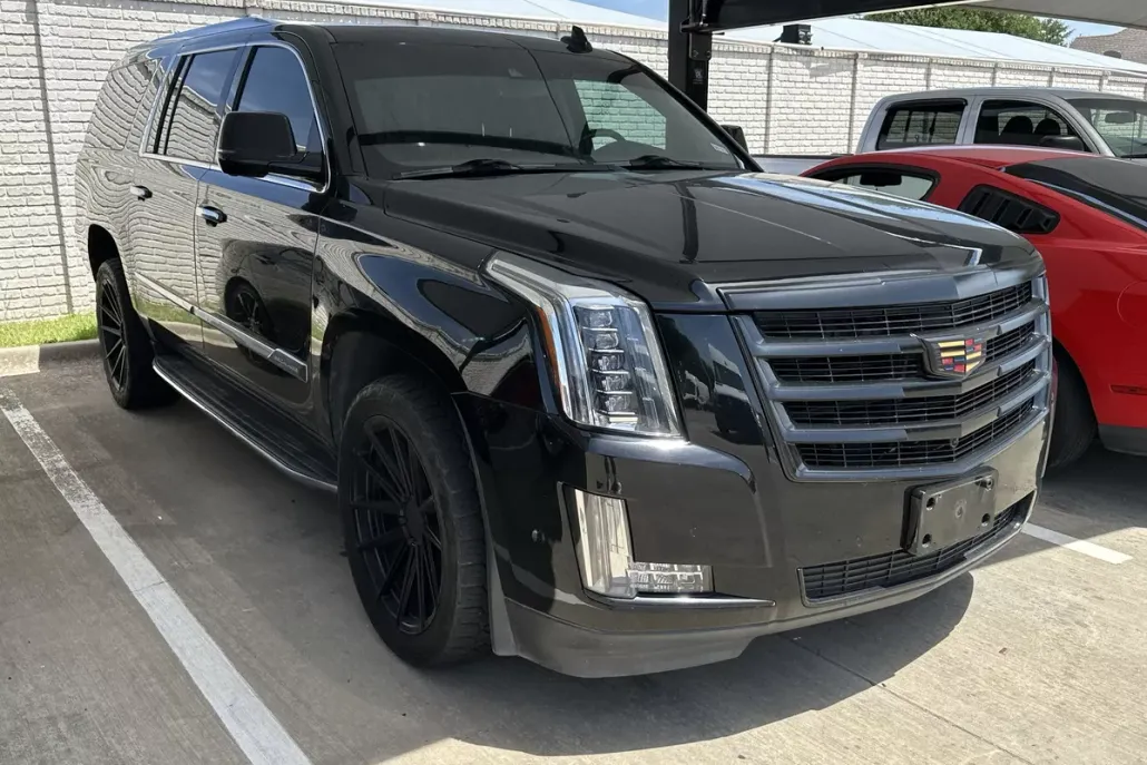 2020 Cadillac Escalade ESV Luxury Sport photo 1