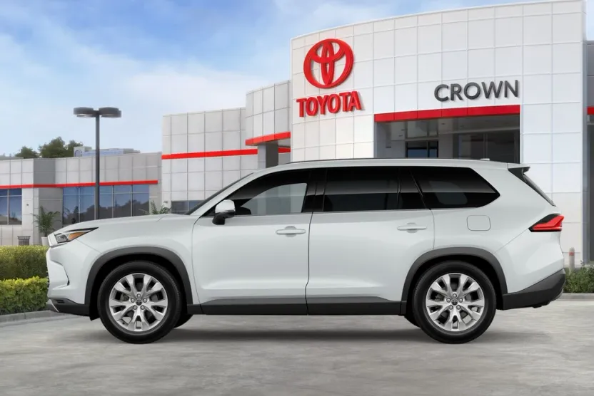 2026 Toyota Highlander Hybrid Limited photo 1
