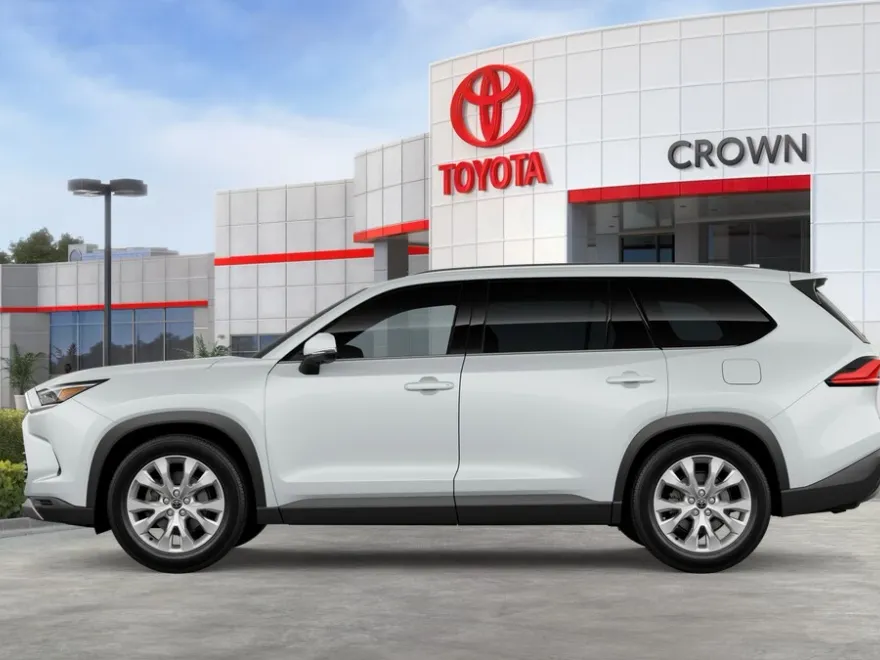 2026 Toyota Highlander Hybrid Limited photo 1