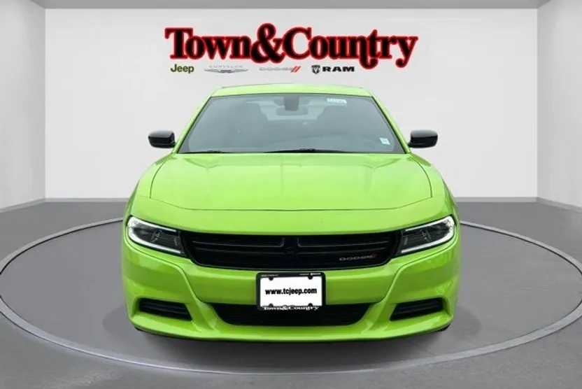 2023 Dodge Charger SXT photo 1