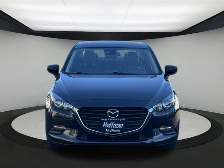 2018 Mazda Mazda3 Touring photo 1