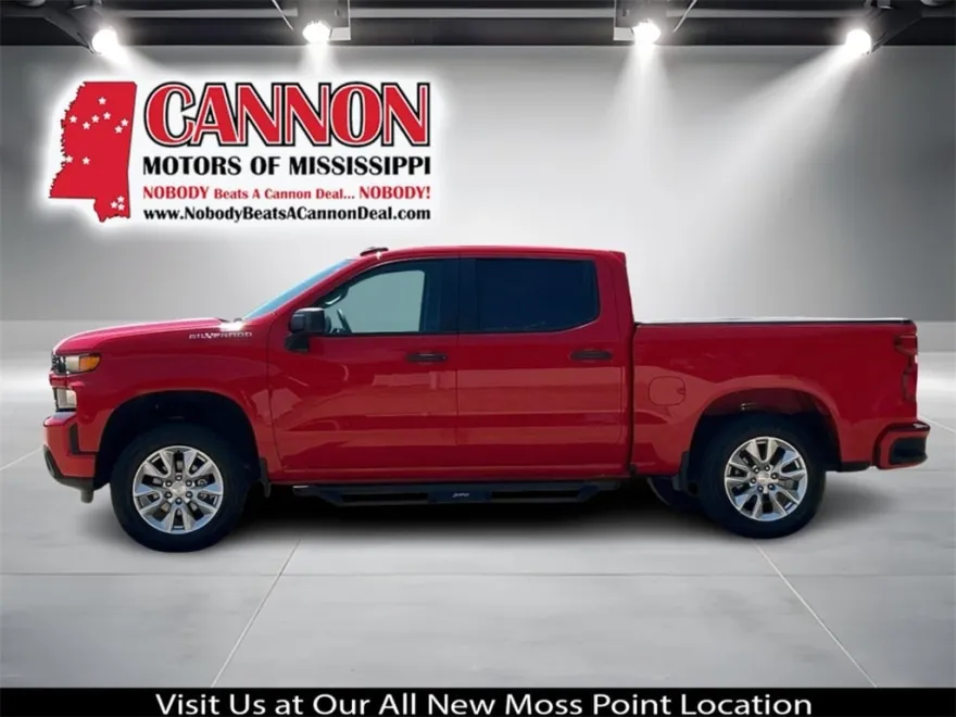 2022 Chevrolet Silverado 1500 Custom photo 1