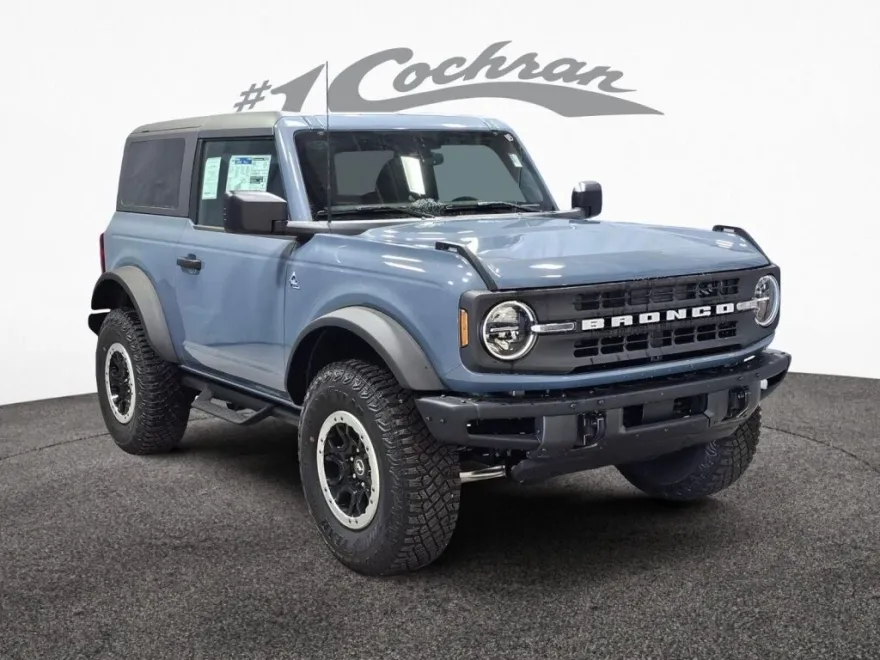 2024 Ford Bronco Black Diamond photo 1