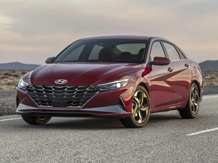 2021 Hyundai Elantra SEL photo 1