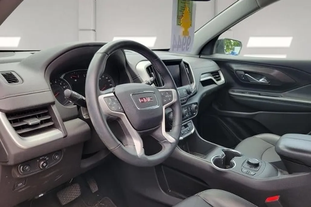 2024 Gmc Terrain SLT photo 1