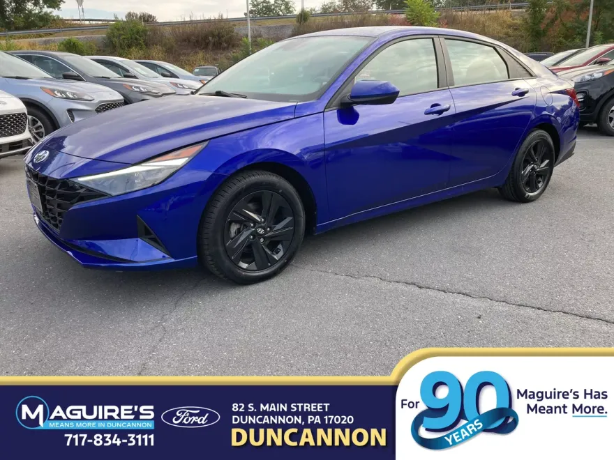 2023 Hyundai Elantra Blue photo 1
