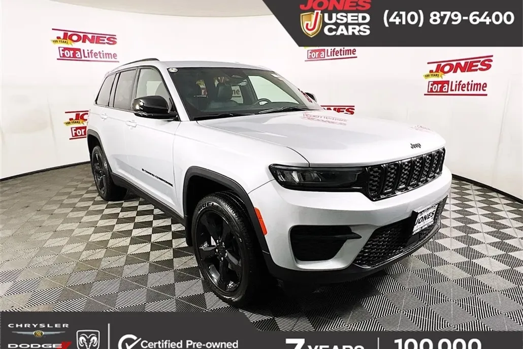 2025 Jeep Grand Cherokee Laredo Altitude X photo 1